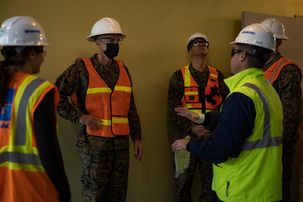 Brig. Gen. Niebel tours MCAS New River