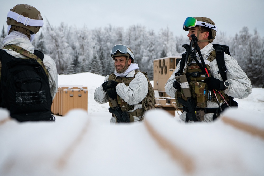 24 SOW 'D-Cell' hones arctic capabilities