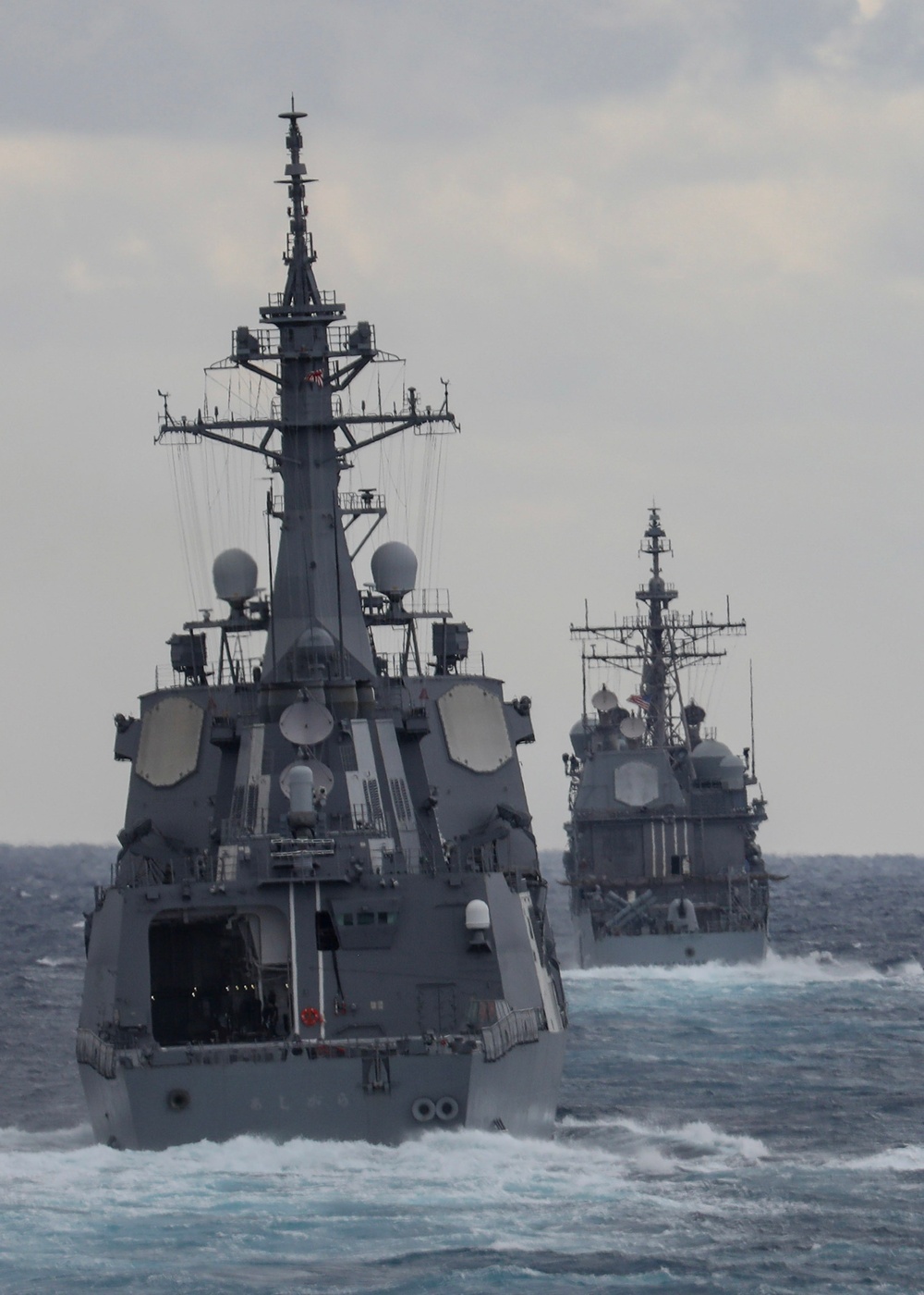 USS Rafael Peralta (DDG 115) Operates in the Philippine Sea