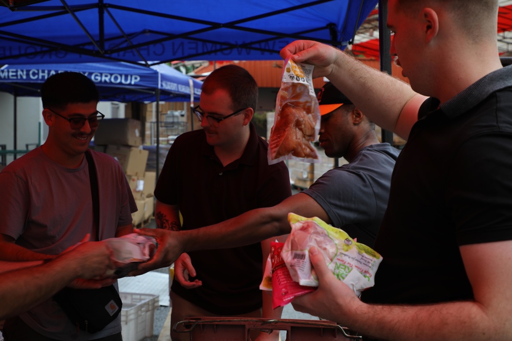 U.S. Marines And Sailors Connect with the Singaporian Community