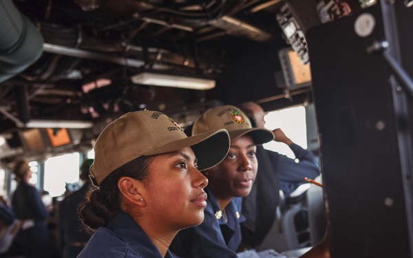 USS The Sullivans transits the Bab al-Mandeb