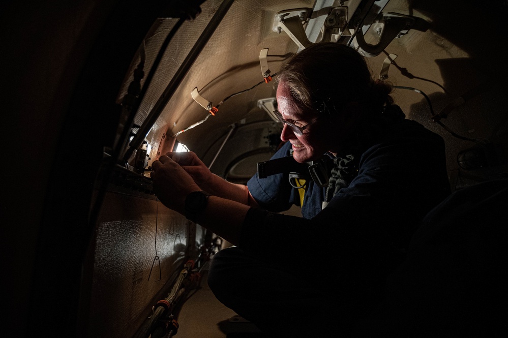 A little TLC during HSC; 911th maintainers perform Home Station Checks