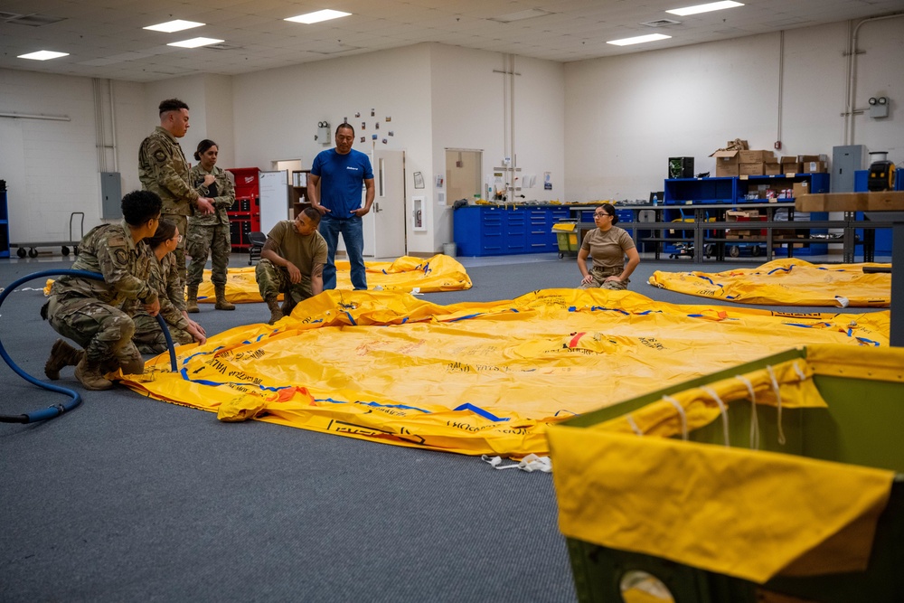 15th OSS equipping our aircraft