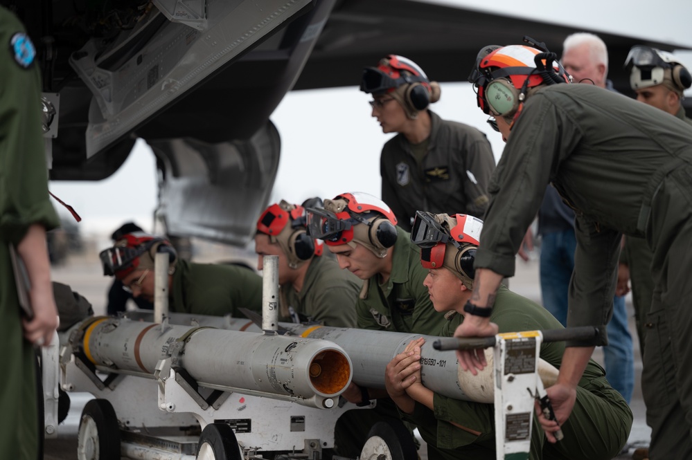 VMFA-214 trains during WSEP 23.04