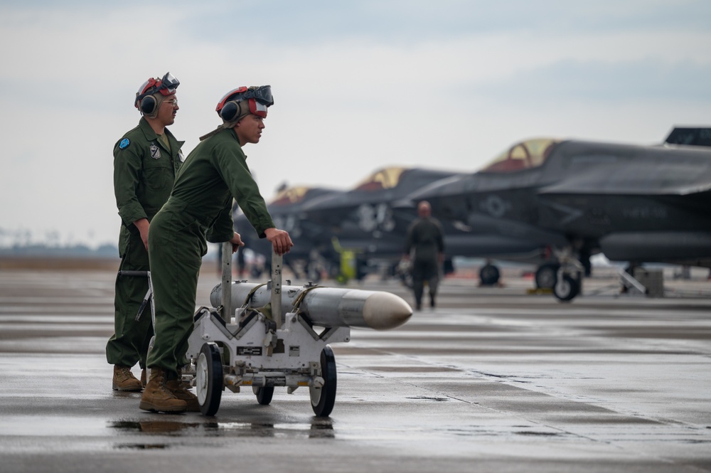 VMFA-214 trains during WSEP 23.04