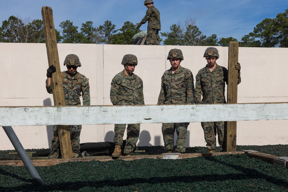 U.S. Marines Participate in a Leadership Course during a Littoral Engineer Reconnaissance Team Screening