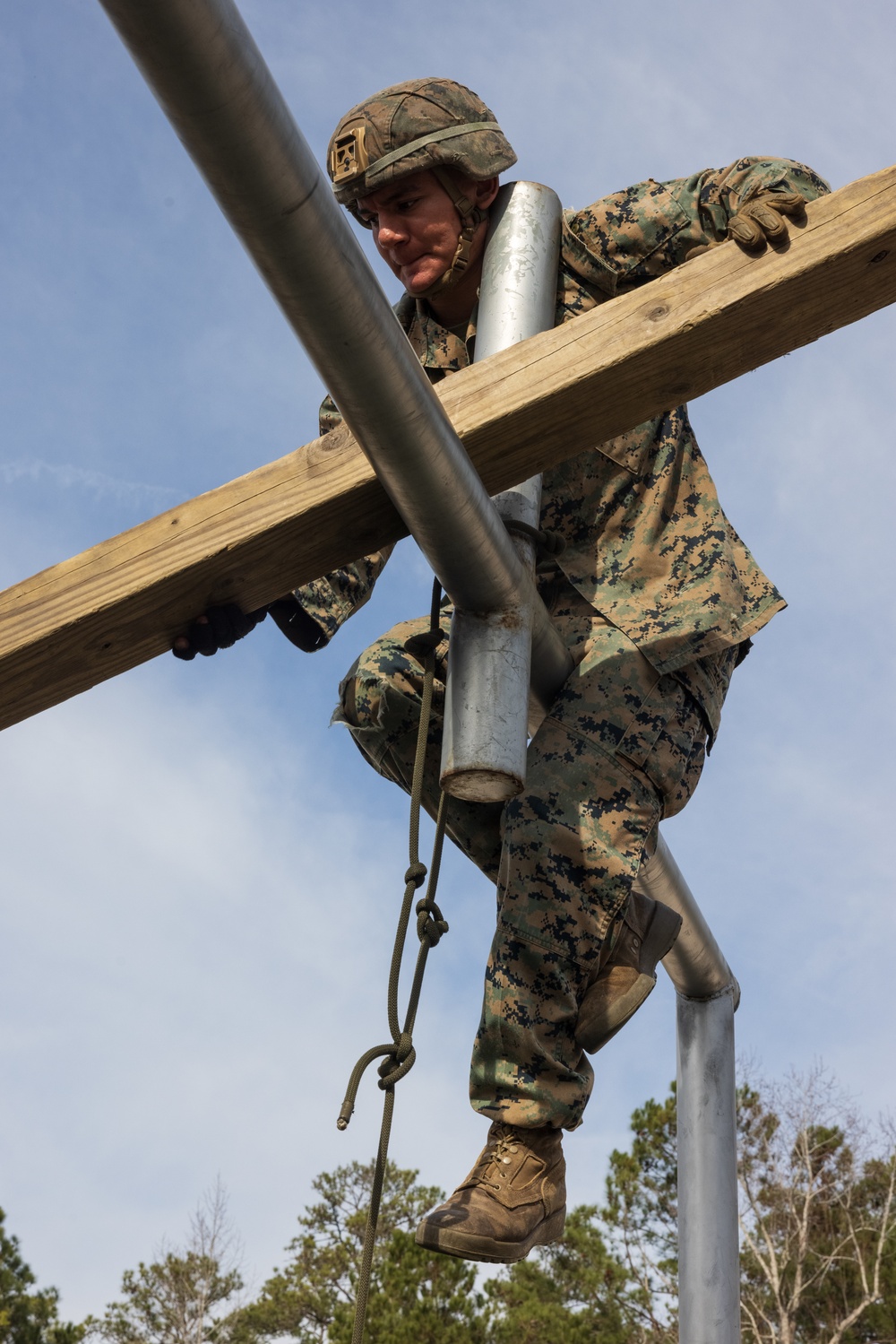 U.S. Marines Participate in a Leadership Course during a Littoral Engineer Reconnaissance Team Screening