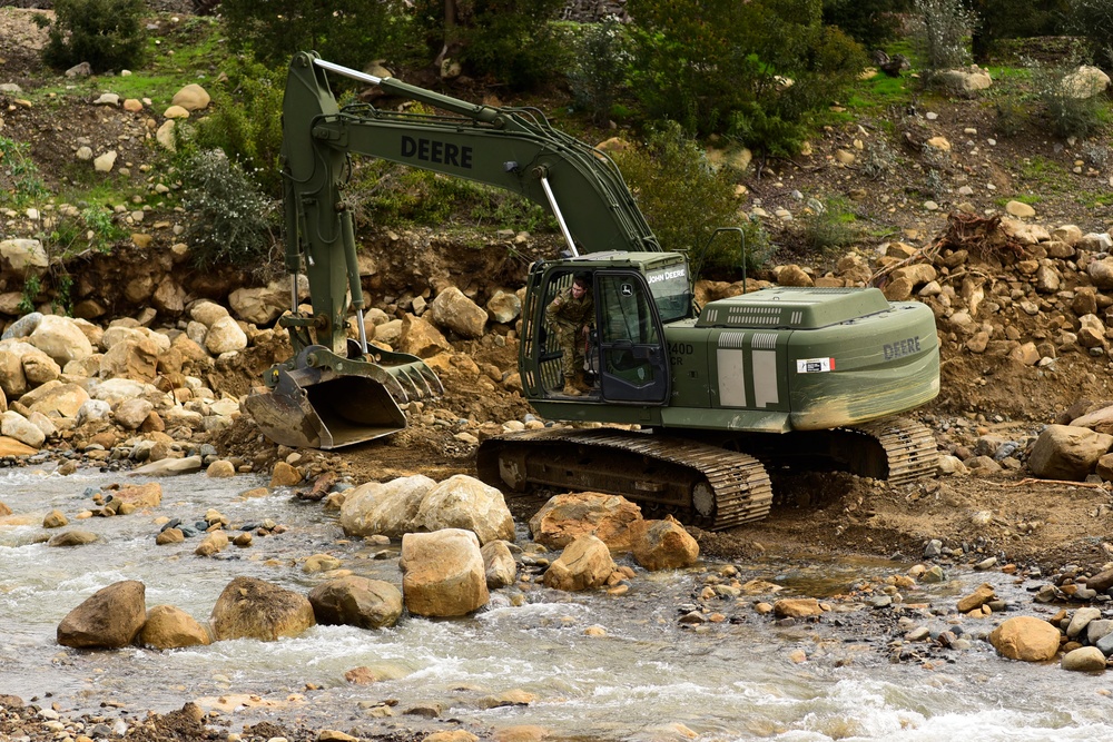 649th Engineer Company reroutes water flow in Montecito