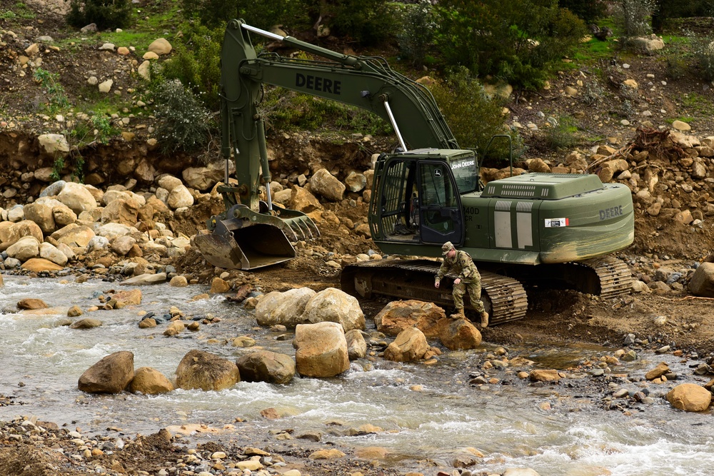 649th Engineer Company reroutes water flow in Montecito