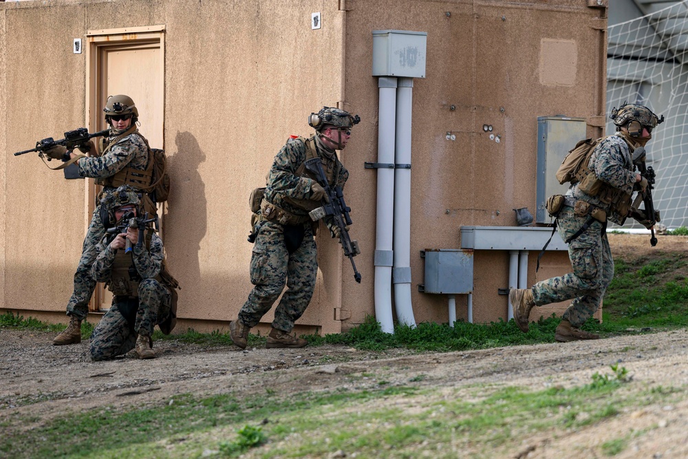 2nd Battalion, 1st Marines conduct Raid Leaders Course