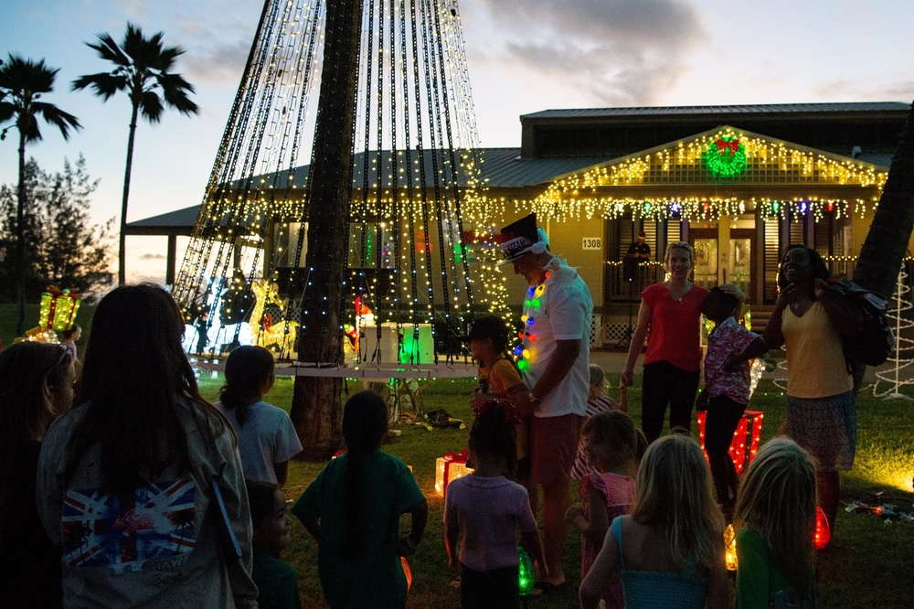 Pacific Missile Range Facility (PMRF) Holds Tree Lighting Ceremony