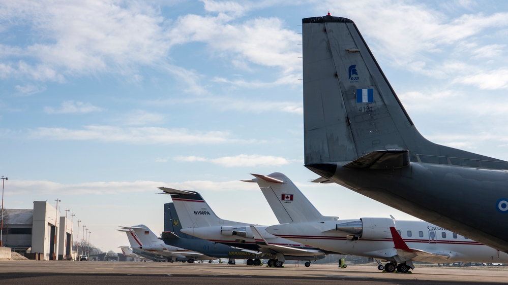 NATO leaders arrive at Ramstein for UDCG