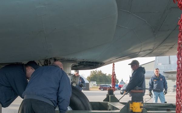 AMC Museum moves C-5 to make room for new aircraft