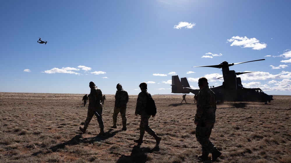 Commander of Air Education and Training Command visits Cannon Air Force Base