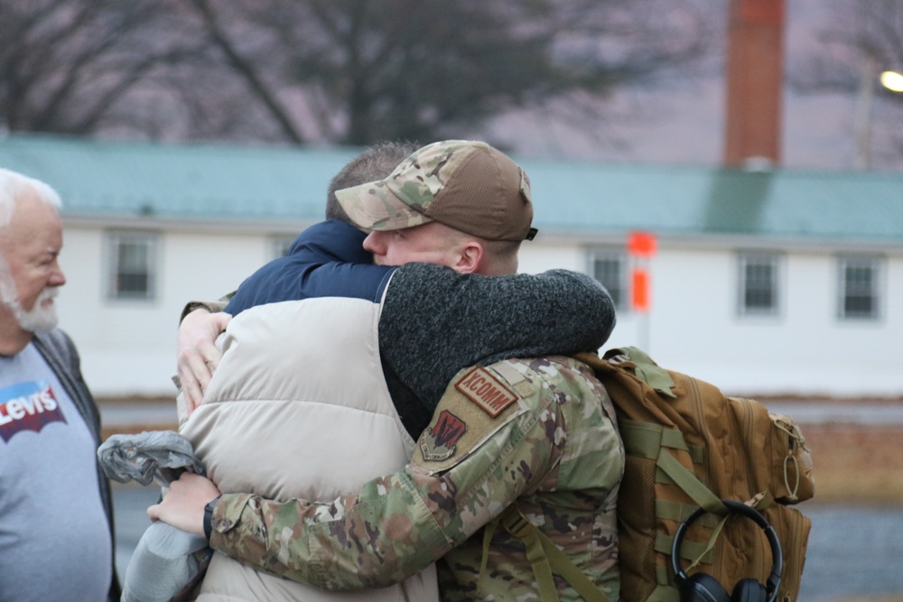 211th EIS Airmen leave home for deployment