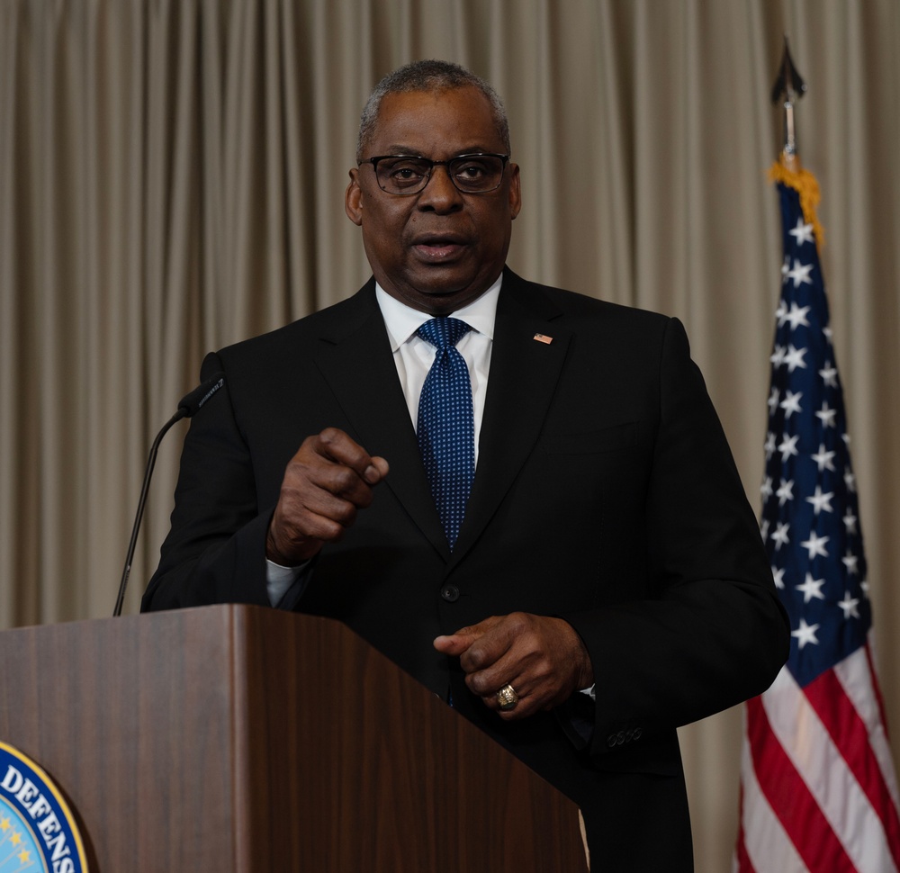 U.S. Secretary of Defense hosts world leaders for eighth UDCG