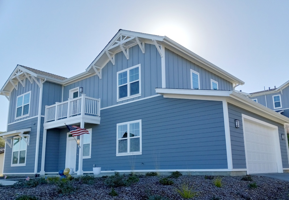 Presidio of Monterey hands over first keys to home in new, energy-efficient family housing area