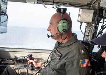 Navy Region Southeast commander visits NSWC PCD Navy lab