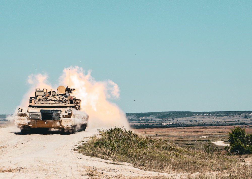 B Company 1-9 CAV Conducts Tank Gunnery