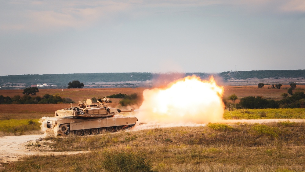 B Company 1-9 CAV Conducts Tank Gunnery