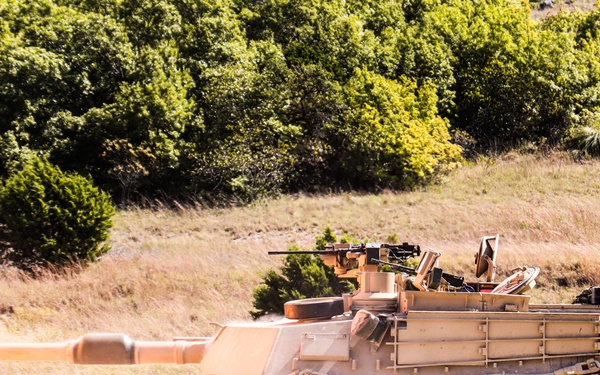B Company 1-9 CAV Conducts Tank Gunnery
