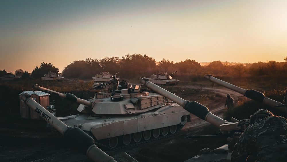 B Company 1-9 CAV Conducts Tank Gunnery