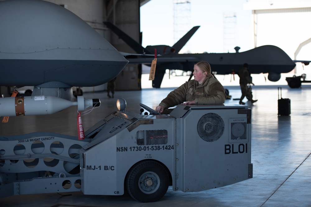 Load Crew competition sees teamwork, determination