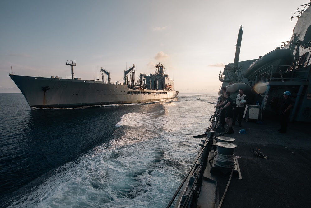 Chung-Hoon RAS with USNS Big Horn