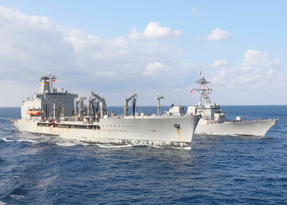 USS Chancellorsville underway replenishment