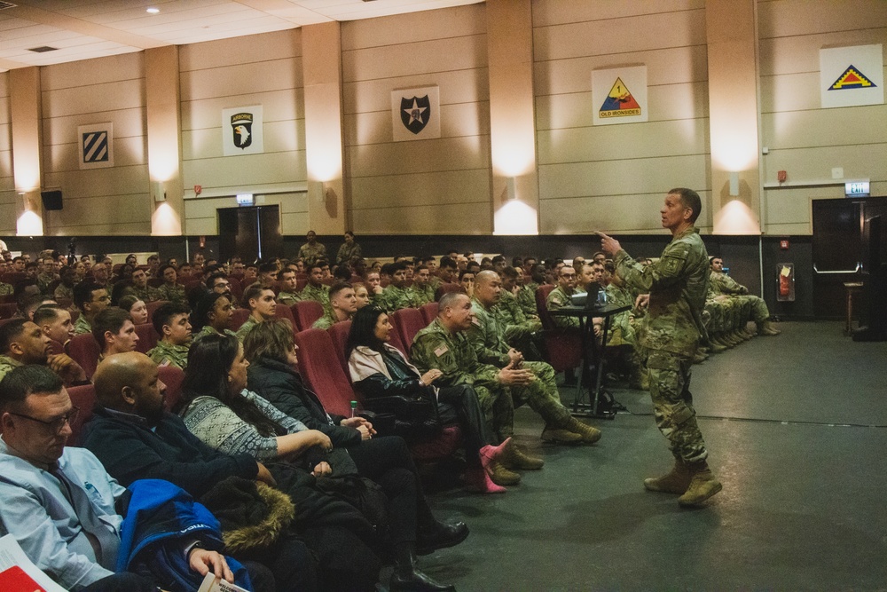 SMA Grinston Visits NCOA Soldiers at Grafenwoehr, Germany