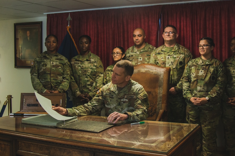 SMA Grinston Visits NCOA Soldiers at Grafenwoehr, Germany