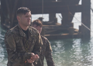 511th Engineer Dive Detachment Helocast Training