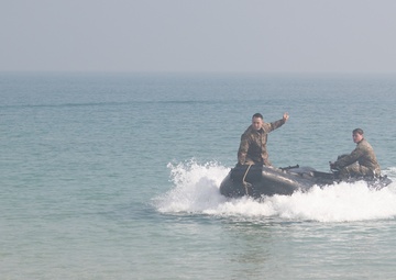 511th Engineer Dive Detachment Helocast Training