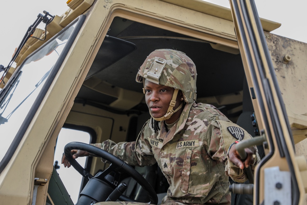 369th Sustainment Expando Van &amp; HMMWV Training