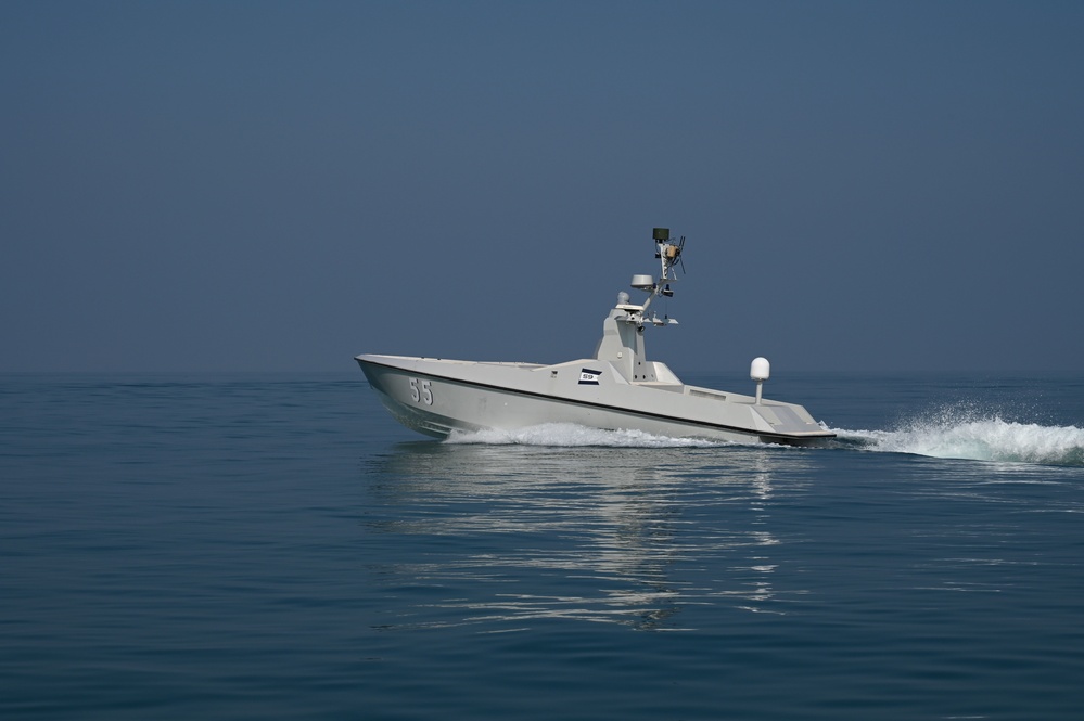 MAST-13 USV Operates in Arabian Gulf
