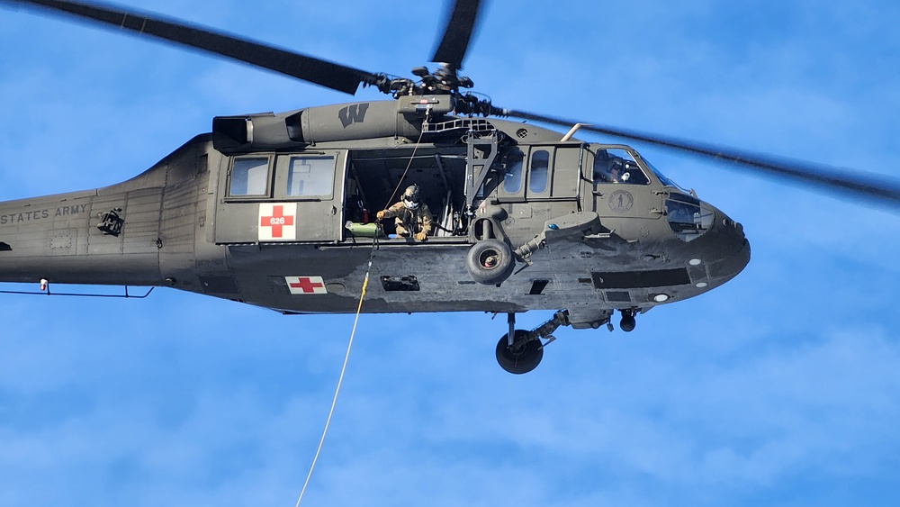 Wisconsin Guard Black Hawk crew support search and rescue training