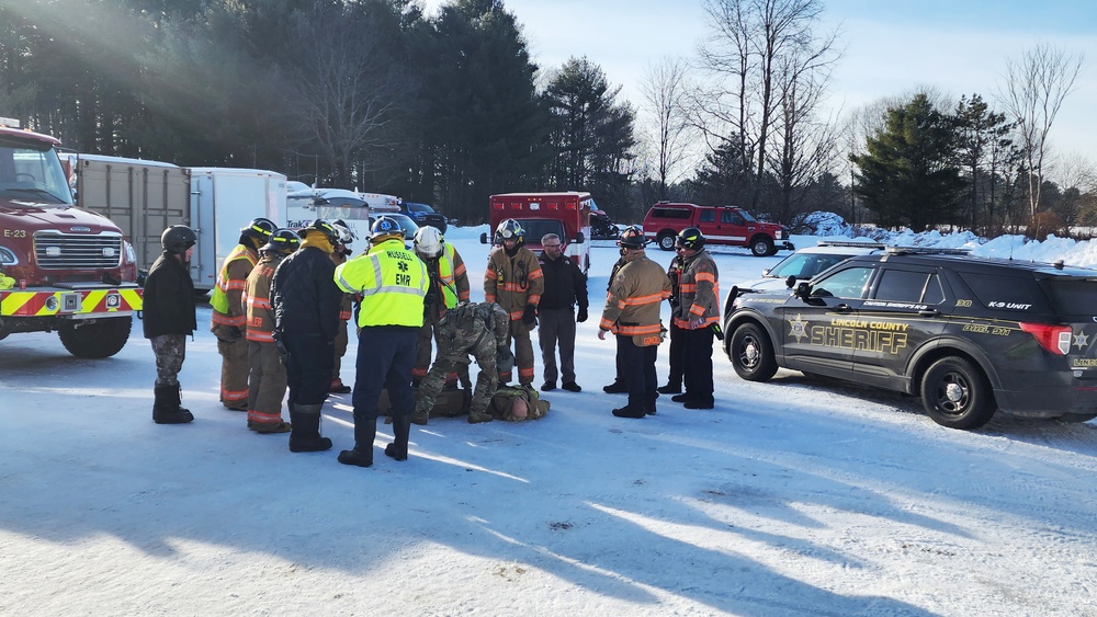 Wisconsin Guard Black Hawk crew support search and rescue training