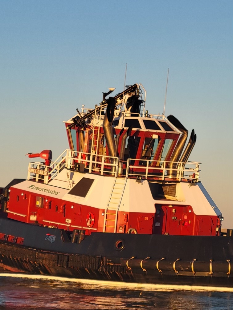 Coast Guard responds to aground tug boat near Corpus Christi, Texas