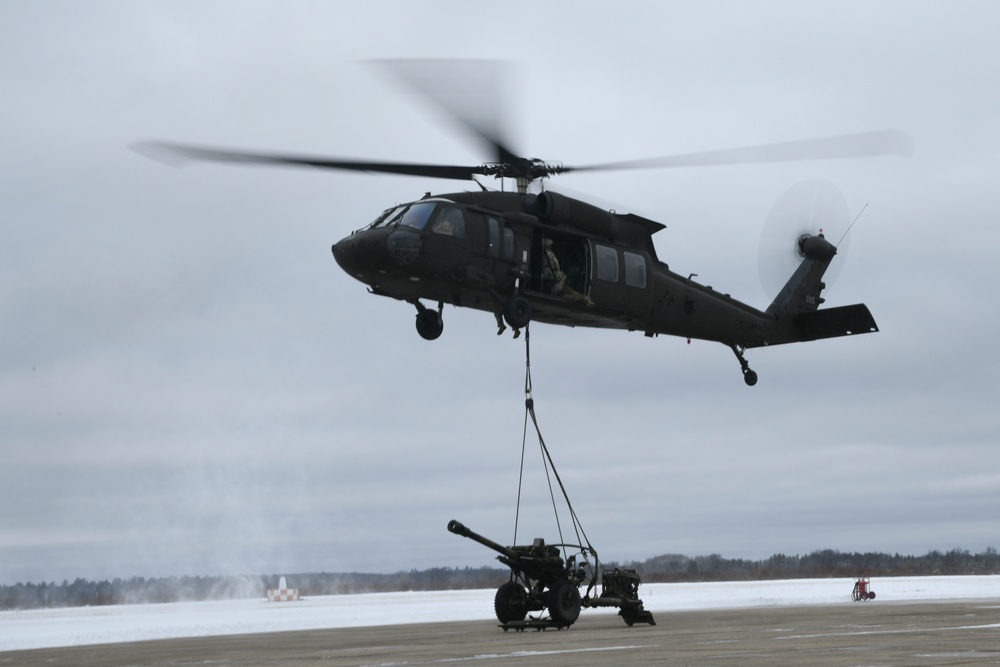 147th Aviation Regiment, 120th Field Artillery Regiment conduct sling loads