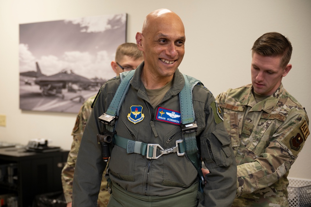 AETC commander visits Holloman’s Fightin’ 49ers