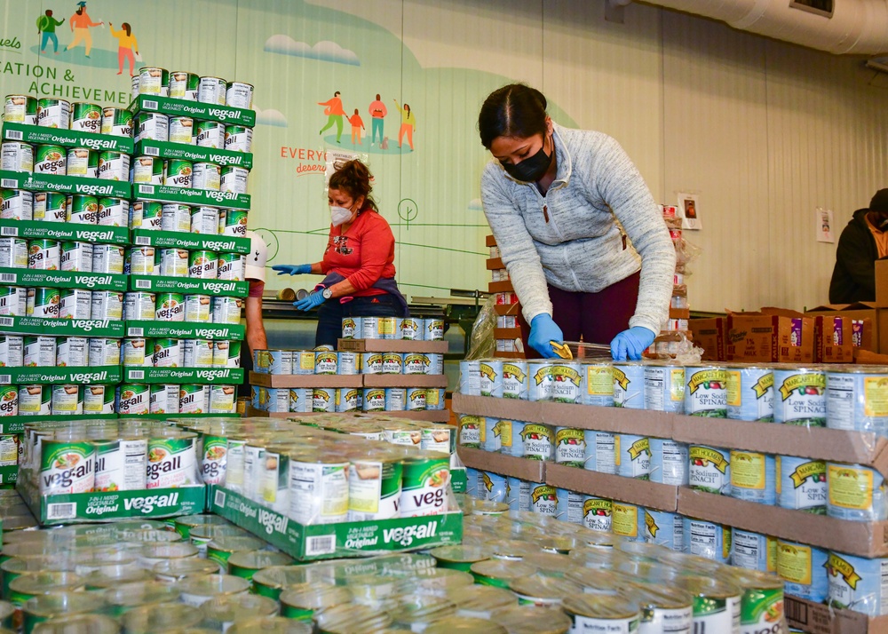 NDW Volunteers at Capital Area Food Bank