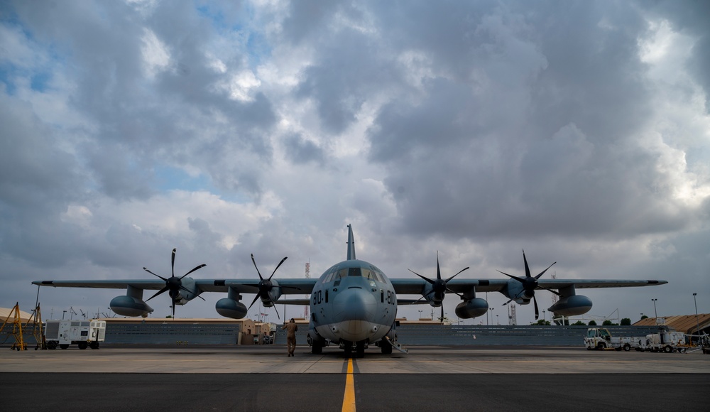 VMGR-252 Broncos fly with the French Air Force