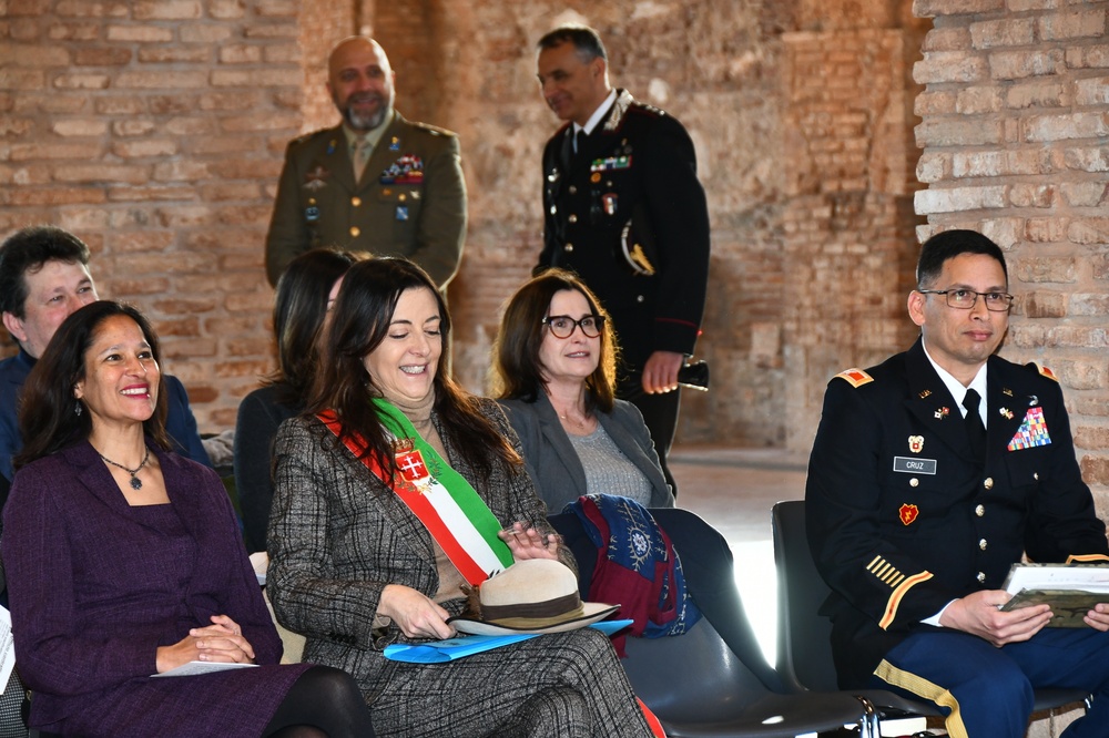 Italian businesses in Pisa learn about military contracting