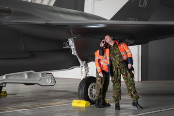 48th Fighter Wing Cross Servicing