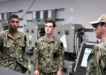 NSWCPD Trains Future U.S. Navy Officers on Land Based Engineering Site