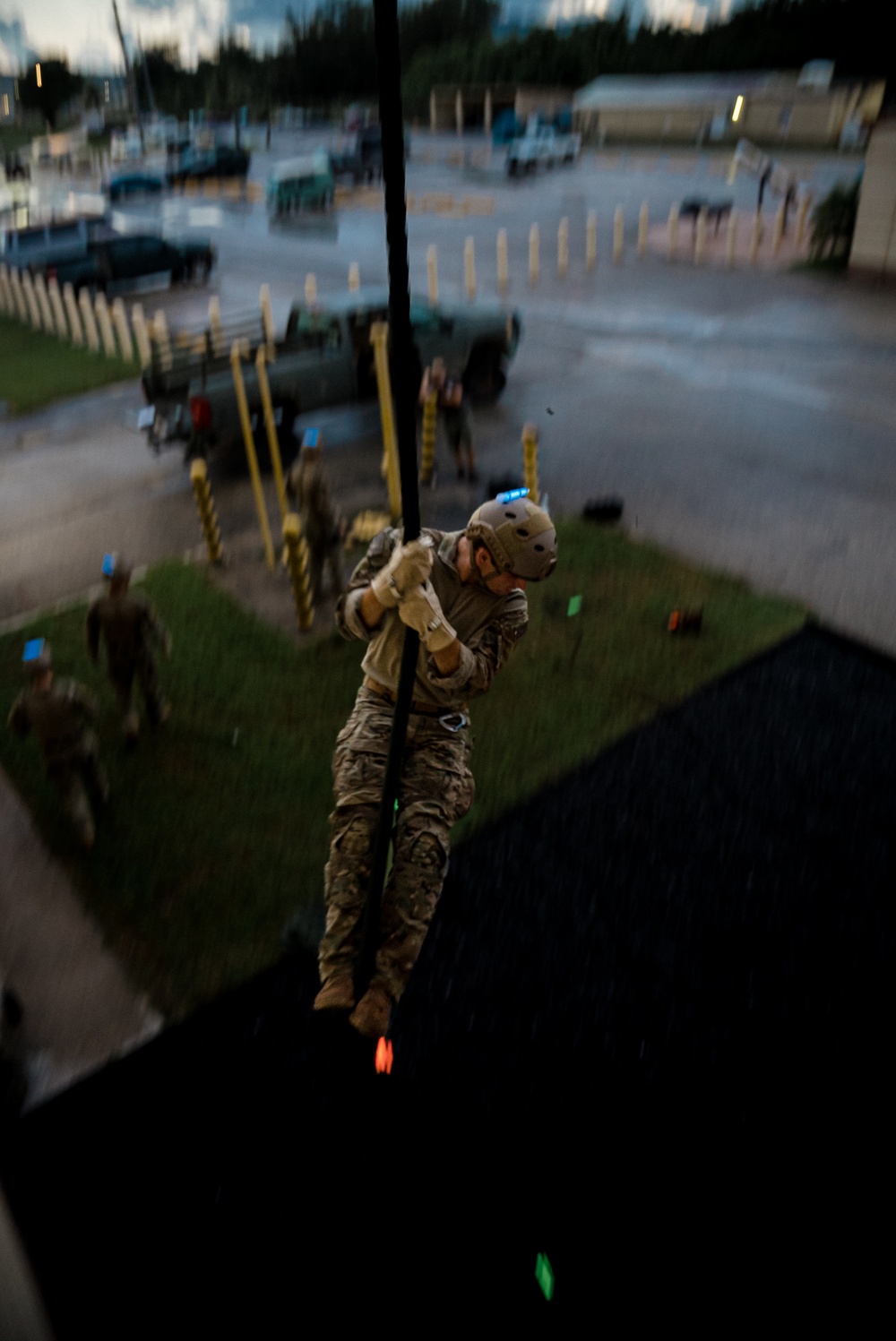 EODMU-5 Rappelling and Fast Rope Training