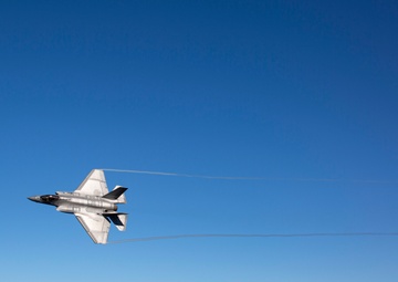 Abraham Lincoln hosts a Friends and Family Day cruise