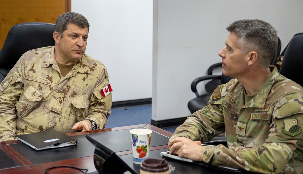 General McKenzie Visits Ali Al Salem