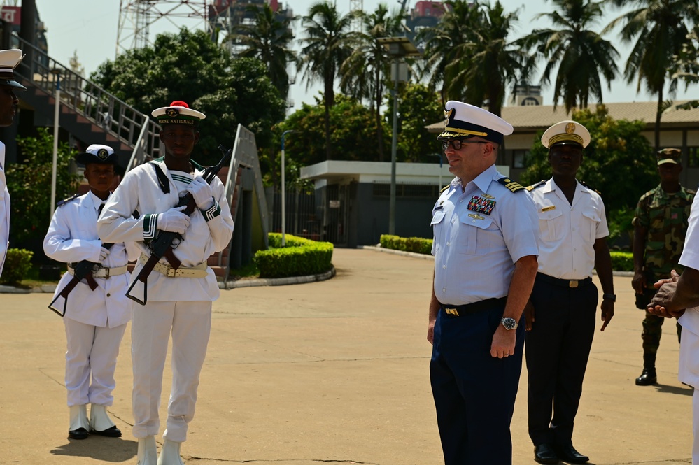 USCGC Spencer (WMEC 905) arrives in Lomé, Togo