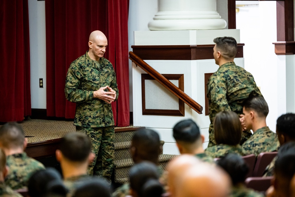 Sergeant Major of the Marine Corps visits Staff Noncommissioned Officer Academy in Quantico